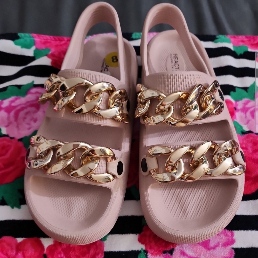 Kenneth Cole Pink Sandals with Gold Chain